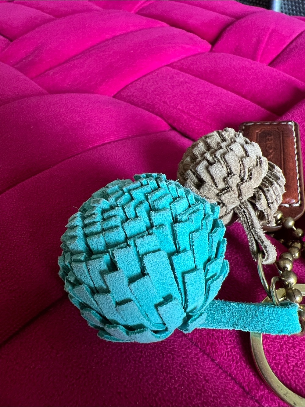 Coach 2005 Suede Pom Poms Hang Tag - Picture 6 of 7
